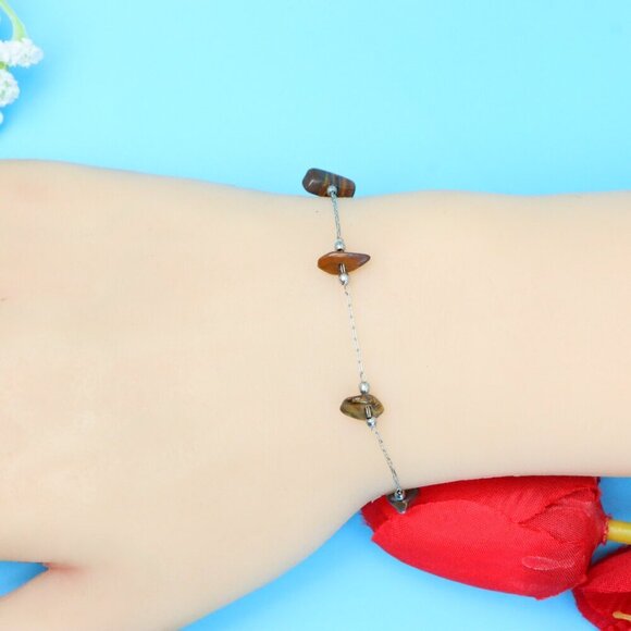 Chic & Stylish Bracelet – A Thoughtful Gift for Women and Girls, DYC1806 - Picture 2 of 9